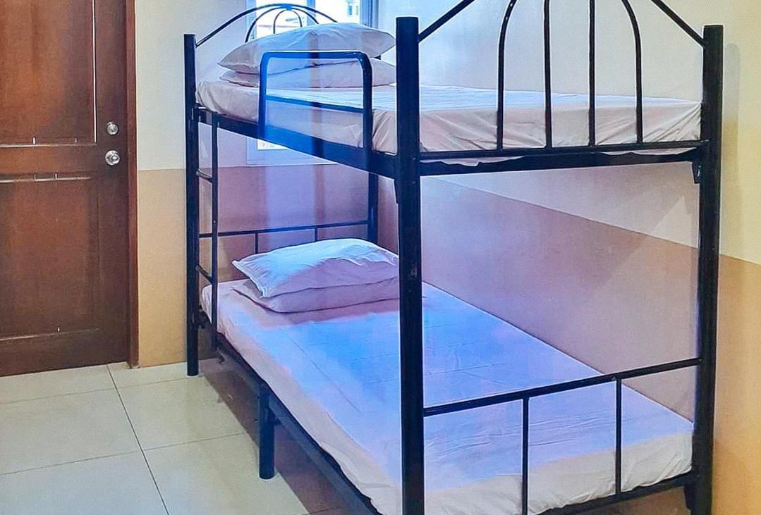 Reddoorz @ Rsl Transient House Iloilo Hotel Ngoại thất bức ảnh
